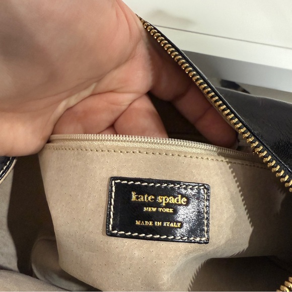 Kate Spade Rectangular Zip Leather Crossbody (Model 11752) - Picture 9 of 11